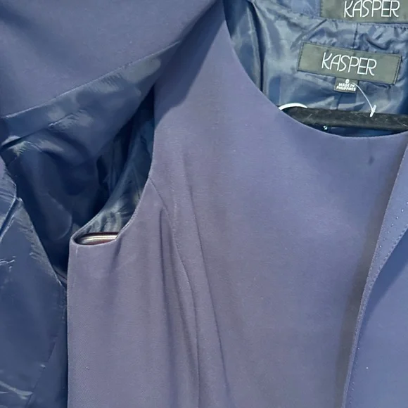 NWOT Kasper Deep Purple 3pcs Jacket and Skirt Ensemble - Picture 4 of 10